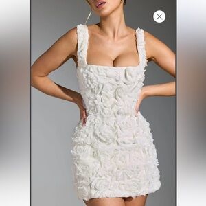 Oh Polly POSY
Floral-Appliqué Corset Mini Dress in White